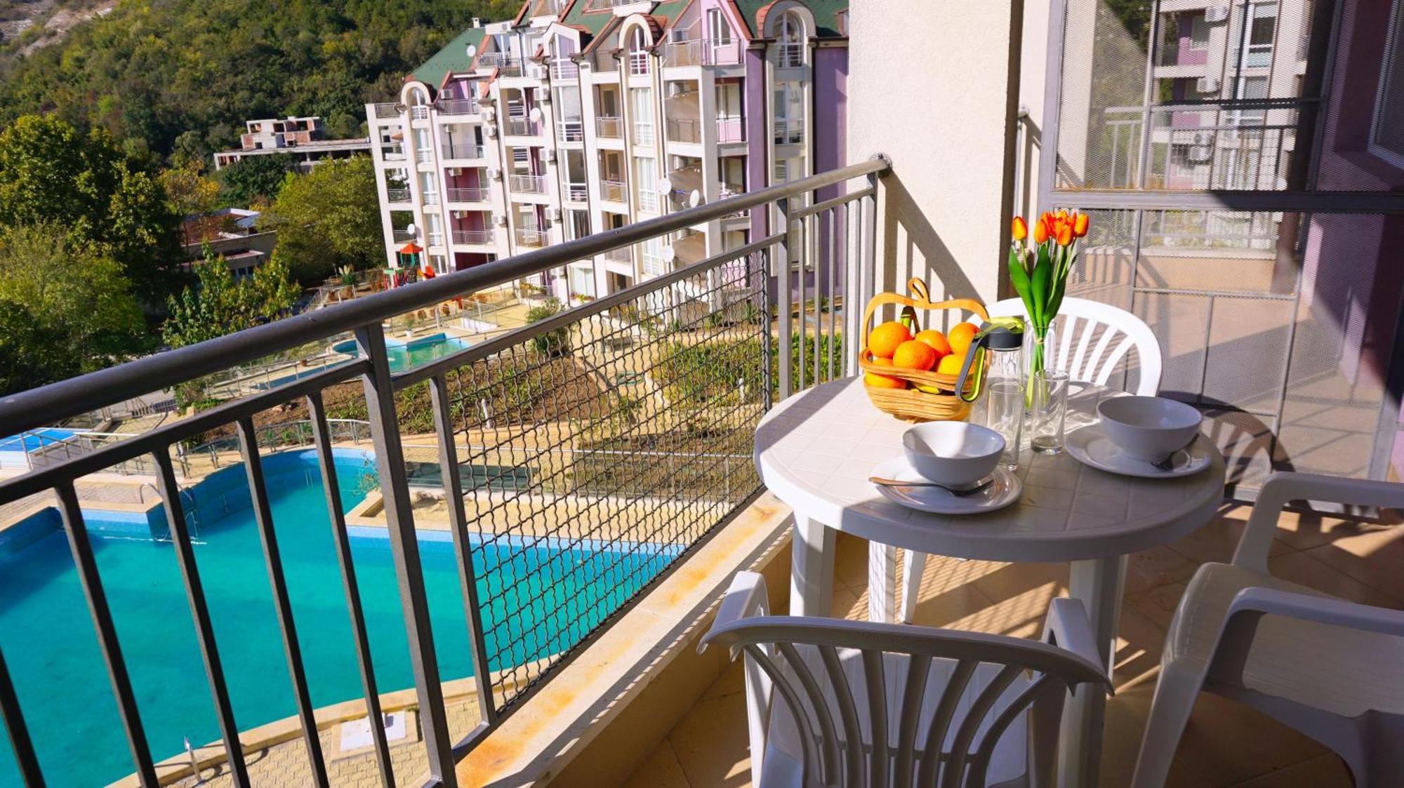 Каварна Хилс Апартаменти - Kavarna Hills Apartments Ruang foto